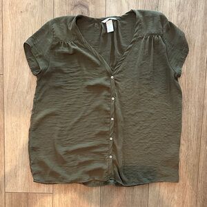 H&M Olive Green Short-Sleeve Button-Down Top